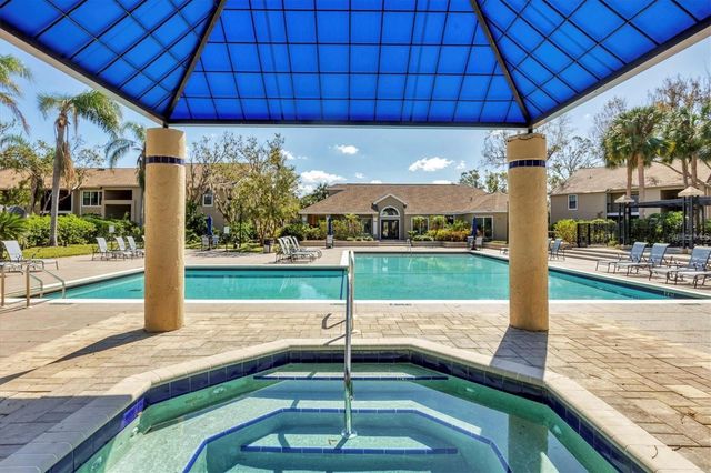 4002 CROCKERS LAKE BOULEVARD 21, Sarasota, FL 34238