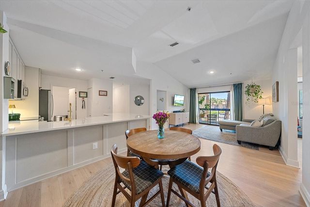 4002 CROCKERS LAKE BOULEVARD 21, Sarasota, FL 34238