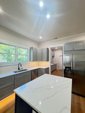 105 Tracy Street, Walterboro, SC 29488