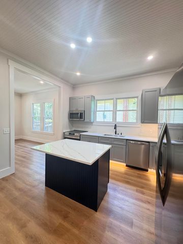 105 Tracy Street, Walterboro, SC 29488