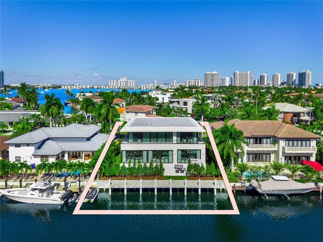 2950 NE 164th St, North Miami Beach, FL 33160