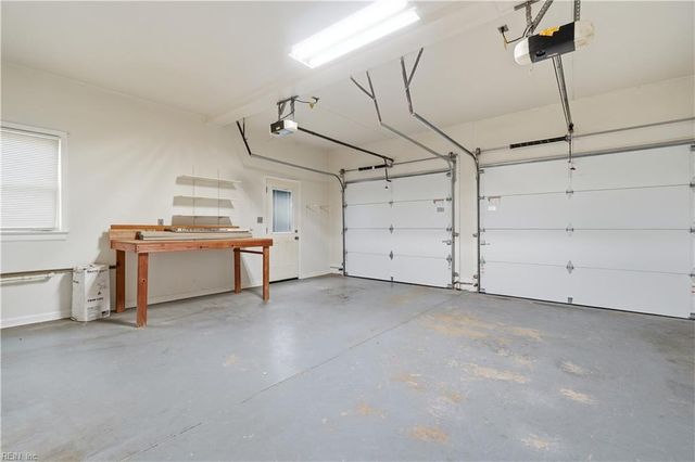 813 Arcadia RD, Chesapeake, VA 23320