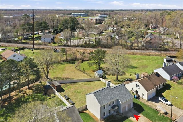 813 Arcadia RD, Chesapeake, VA 23320