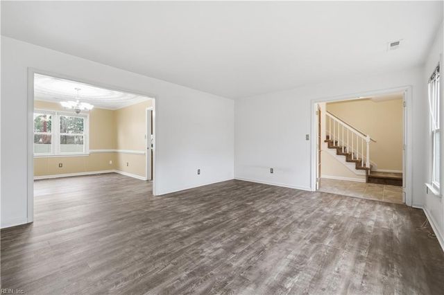 813 Arcadia RD, Chesapeake, VA 23320