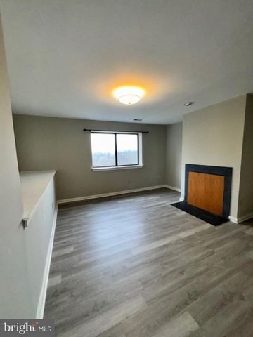 468 LYNETREE DR, West Chester, PA 19380