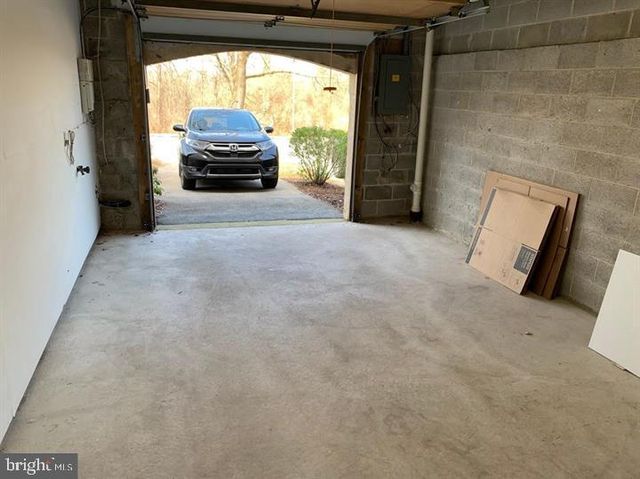 468 LYNETREE DR, West Chester, PA 19380