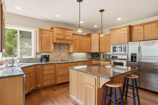 6107 S Summerwood St, Spokane, WA 99224