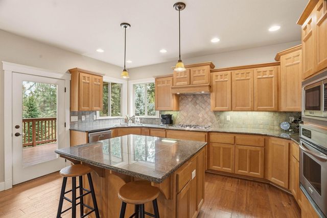 6107 S Summerwood St, Spokane, WA 99224