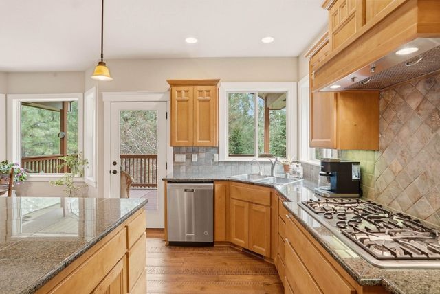 6107 S Summerwood St, Spokane, WA 99224