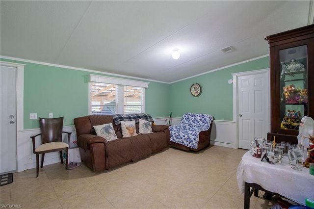 1856 Tampa AVE, Clewiston, FL 33440