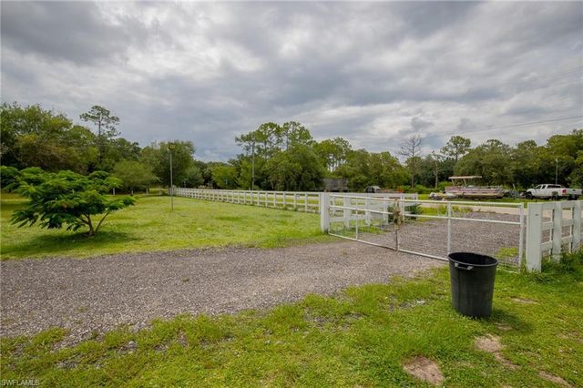 1856 Tampa AVE, Clewiston, FL 33440