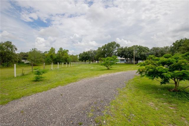 1856 Tampa AVE, Clewiston, FL 33440