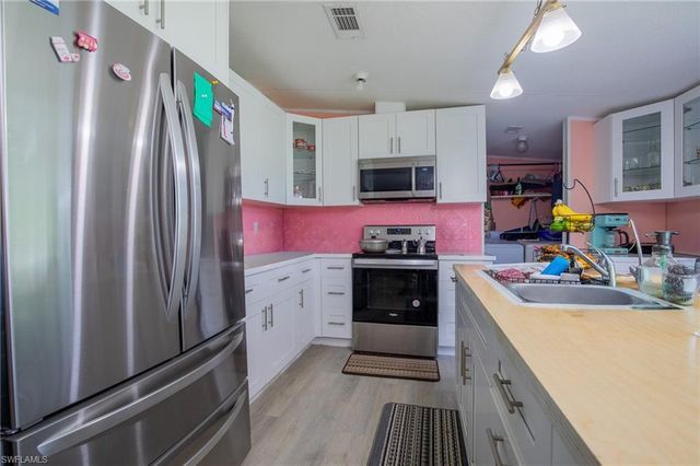 1856 Tampa AVE, Clewiston, FL 33440