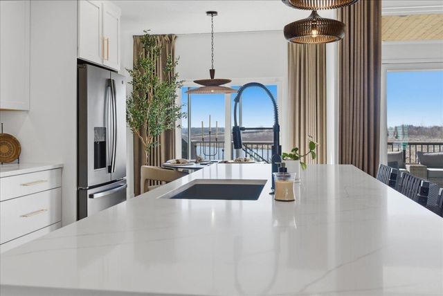 4717 Wild Horse Drive, Cedar Falls, IA 50613