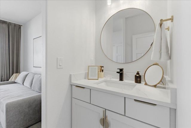 4717 Wild Horse Drive, Cedar Falls, IA 50613