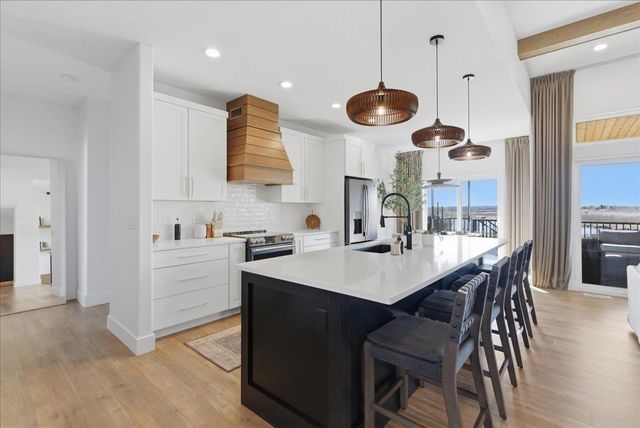 4717 Wild Horse Drive, Cedar Falls, IA 50613