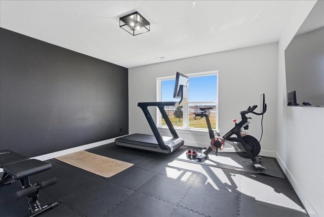 4717 Wild Horse Drive, Cedar Falls, IA 50613