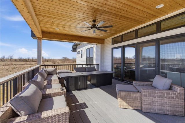 4717 Wild Horse Drive, Cedar Falls, IA 50613