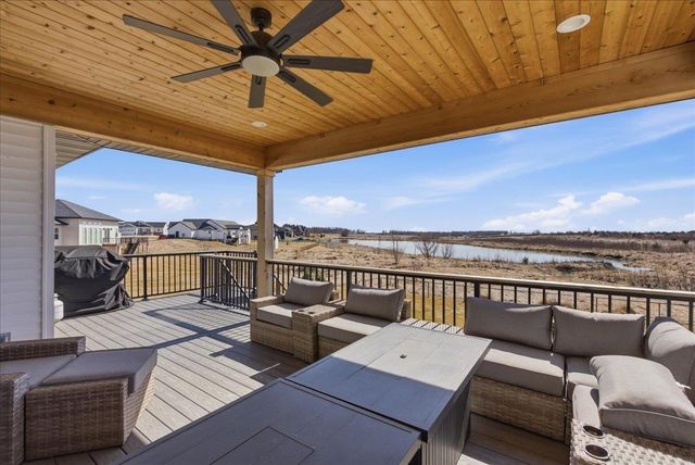 4717 Wild Horse Drive, Cedar Falls, IA 50613