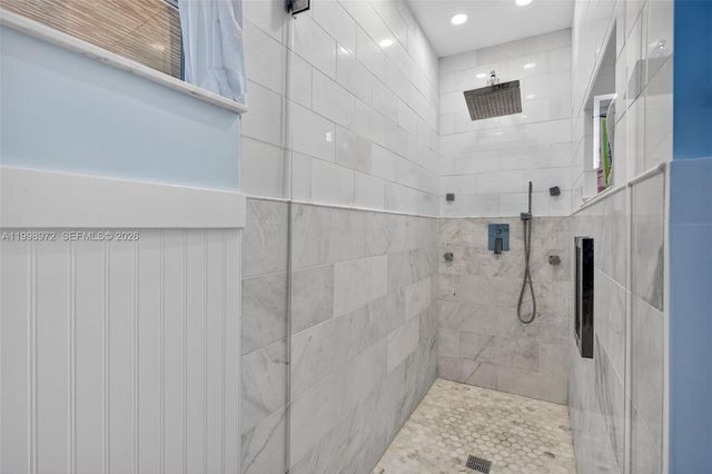 701 NW 41st Ter, Deerfield Beach, FL 33442