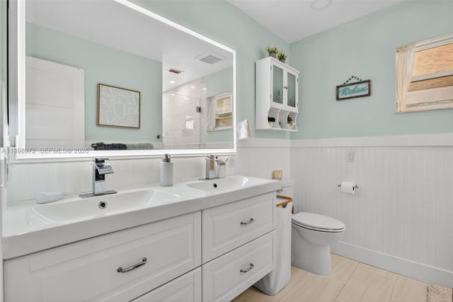 701 NW 41st Ter, Deerfield Beach, FL 33442