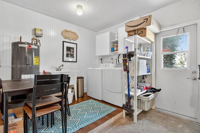 701 NW 41st Ter, Deerfield Beach, FL 33442