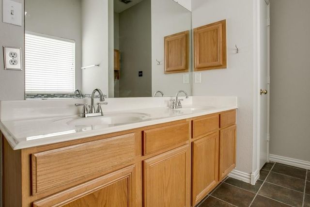 9213 Norfolk Lane, Mckinney, TX 75071