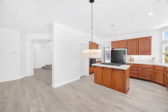 476 Somerset Cir, Corona, CA 92879