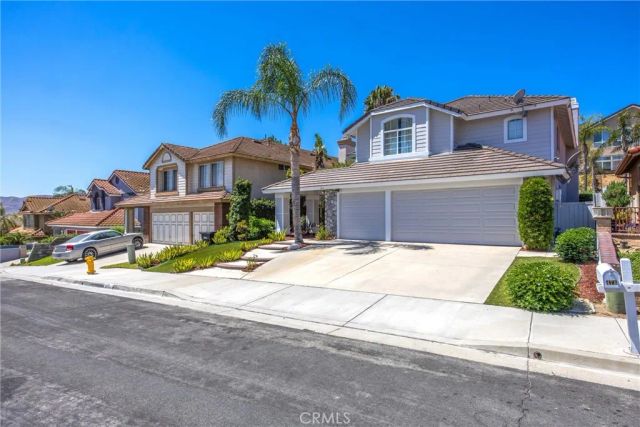 476 Somerset Cir, Corona, CA 92879
