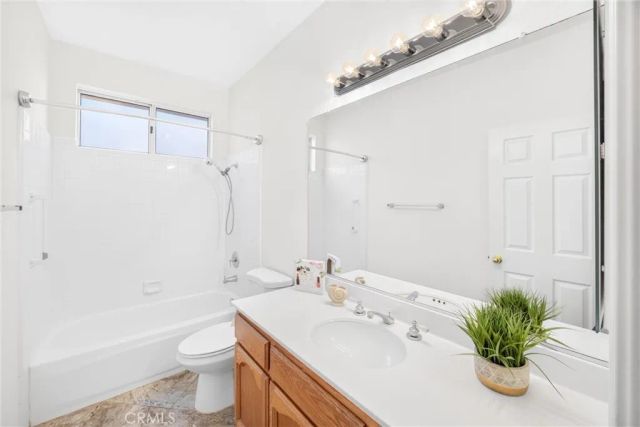 476 Somerset Cir, Corona, CA 92879