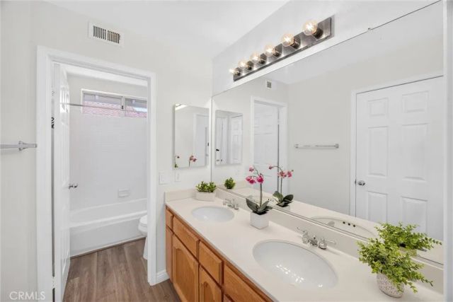 476 Somerset Cir, Corona, CA 92879