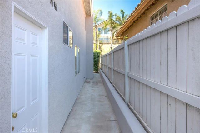 476 Somerset Cir, Corona, CA 92879