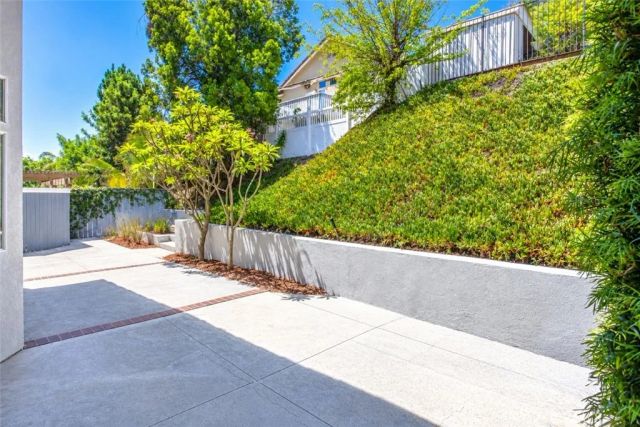476 Somerset Cir, Corona, CA 92879