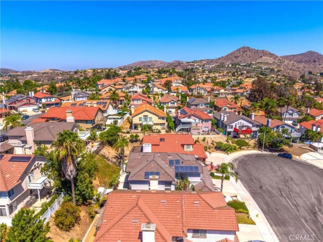 476 Somerset Cir, Corona, CA 92879