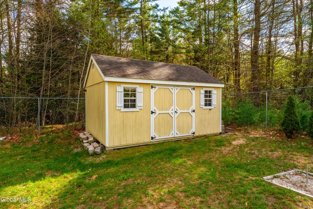 21 Locust Ridge Drive, Corinth, NY 12822