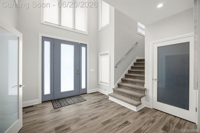 22491 E 10 Mile Road, St. Clair Shores, MI 48080