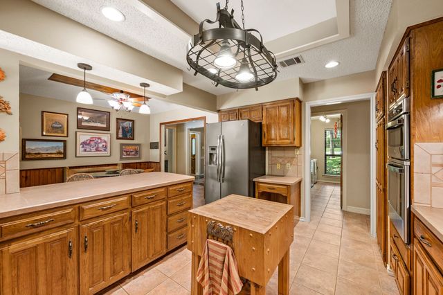 1659 Creekside Drive, Southlake, TX 76092