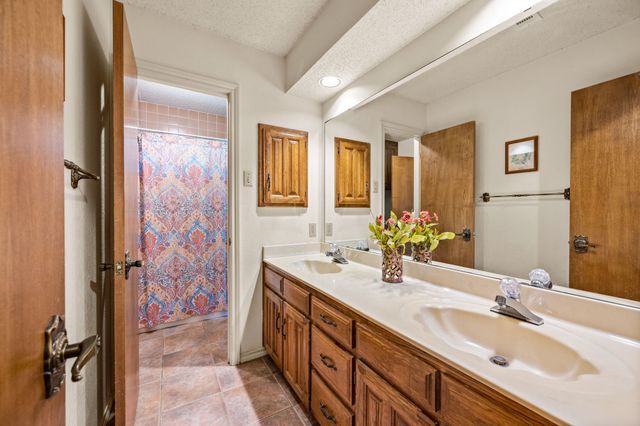 1659 Creekside Drive, Southlake, TX 76092