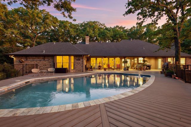 1659 Creekside Drive, Southlake, TX 76092