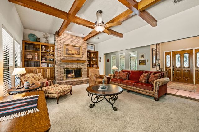 1659 Creekside Drive, Southlake, TX 76092