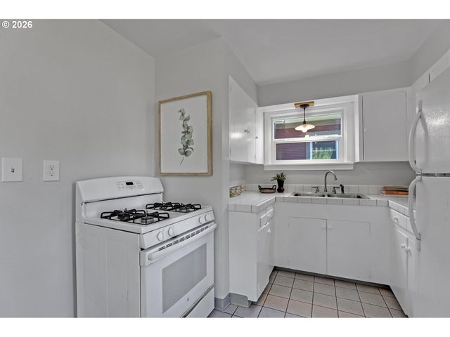 5331 Ne 28TH Ave, Portland, OR 97211
