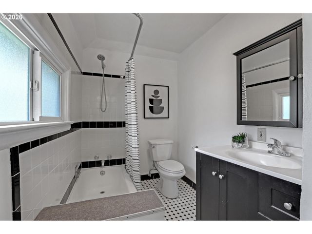 5331 Ne 28TH Ave, Portland, OR 97211