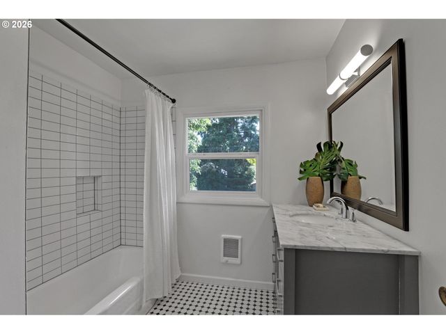 5331 Ne 28TH Ave, Portland, OR 97211