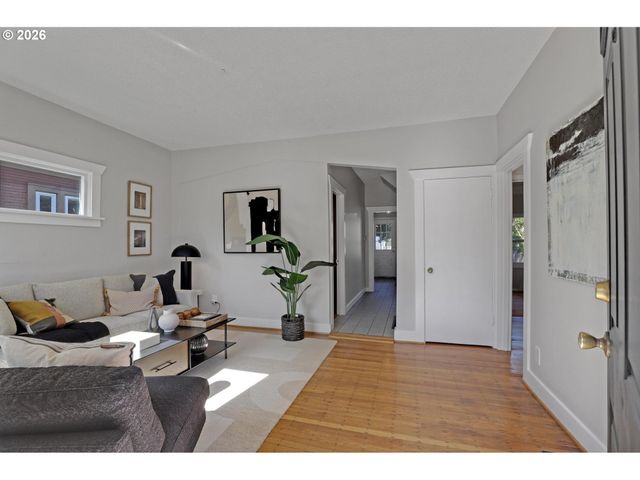 5331 Ne 28TH Ave, Portland, OR 97211