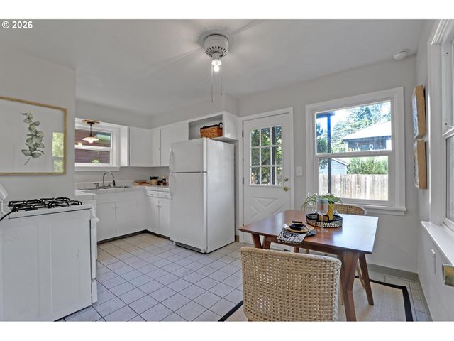 5331 Ne 28TH Ave, Portland, OR 97211