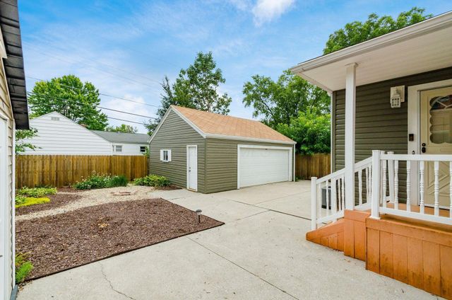 1834 E Beaumont Road, Columbus, OH 43224