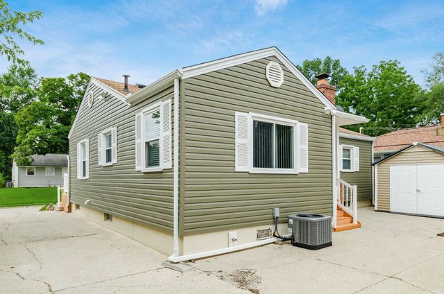 1834 E Beaumont Road, Columbus, OH 43224