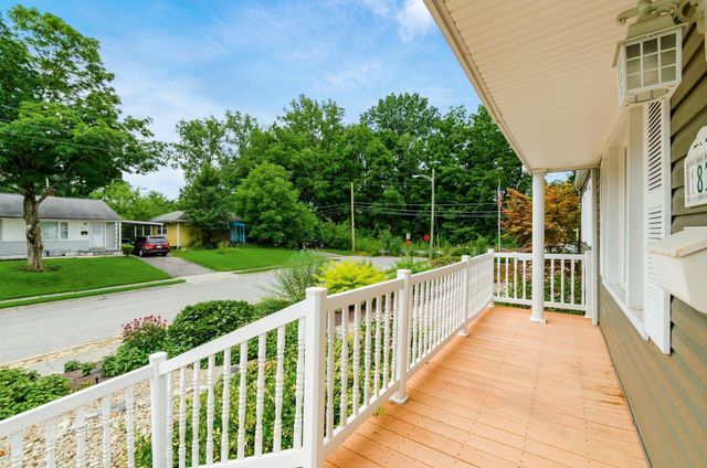 1834 E Beaumont Road, Columbus, OH 43224