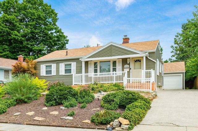 1834 E Beaumont Road, Columbus, OH 43224