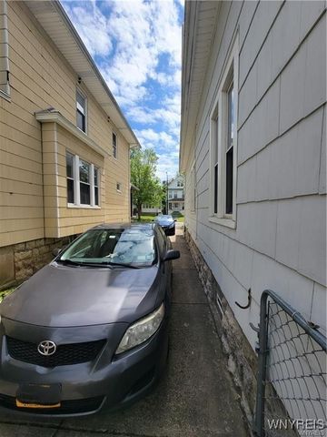 139 Englewood Avenue, Buffalo, NY 14214